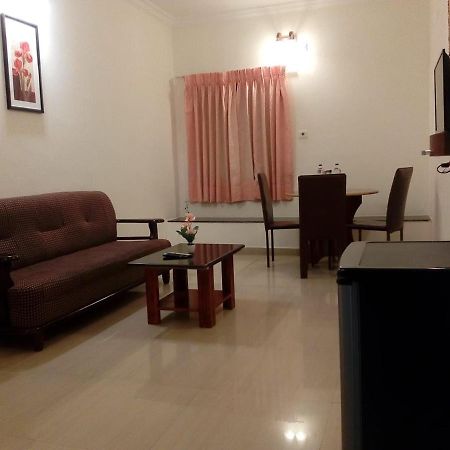 Kumararraja Palace Yelagiri Luaran gambar