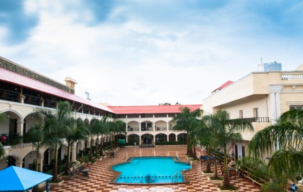 Kumararraja Palace Yelagiri Luaran gambar